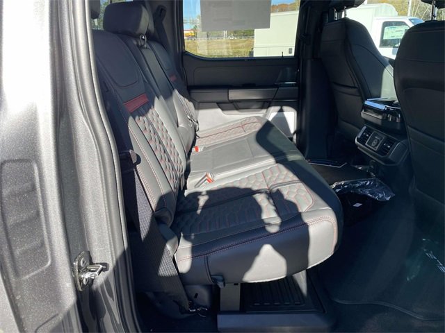 New 2025 Ford F150 Lariat w/ Equipment Group 502A High image 29