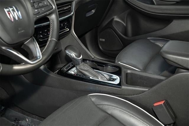 Used 2025 Buick Encore GX Avenir w/ Avenir Technology Package image 37
