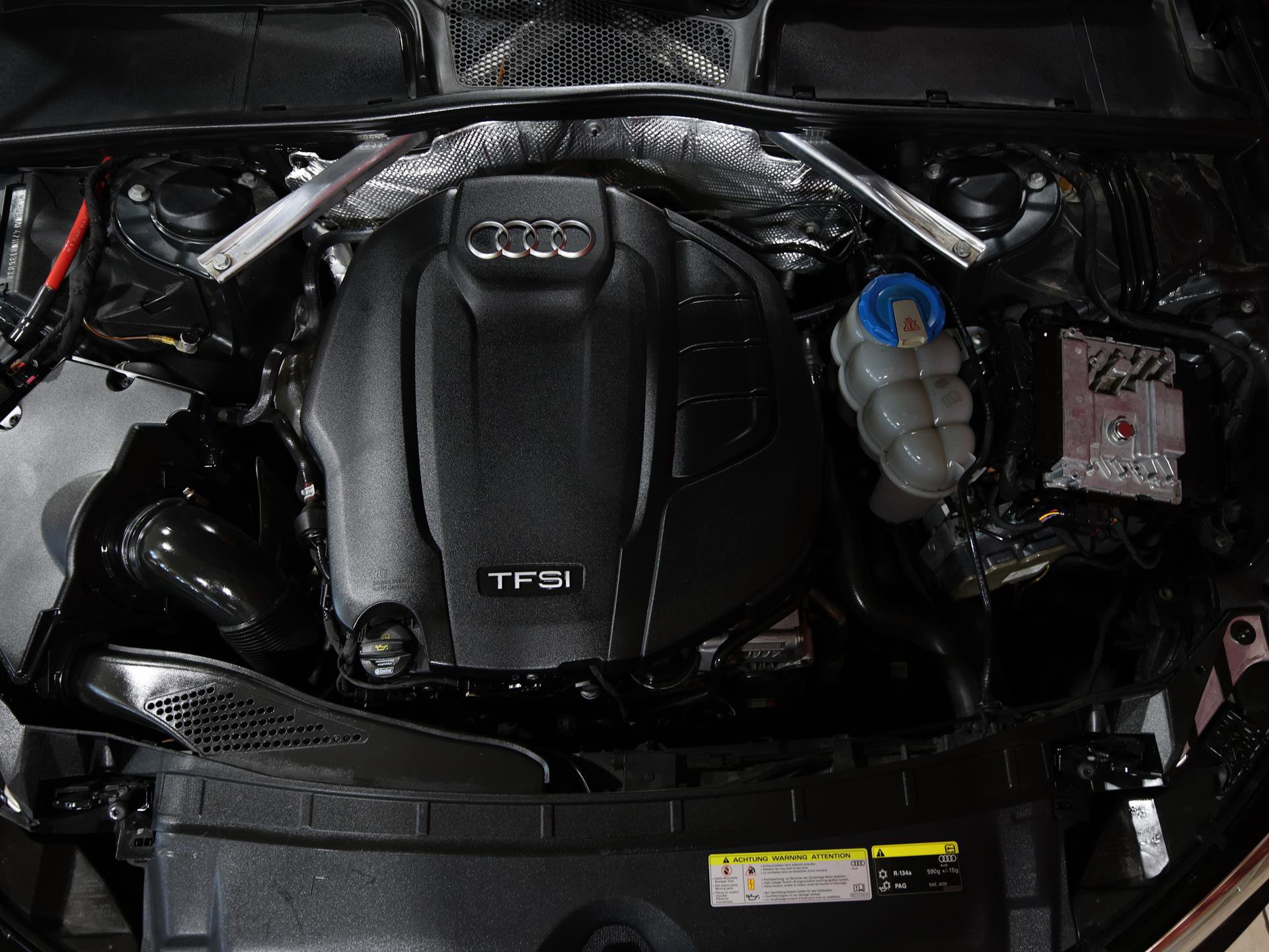 Used 2017 Audi A4 2.0T Premium w/ Convenience Package FWD image 21