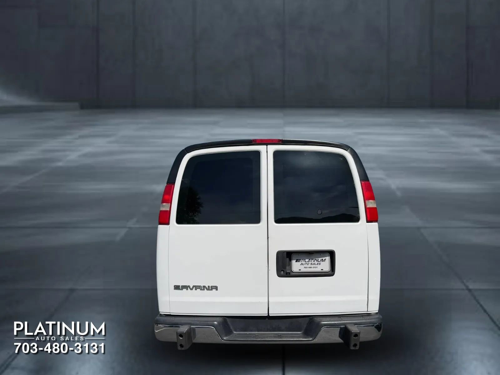 Used 2018 GMC Savana 2500 w/ Driver Convenience Package RWD image 6