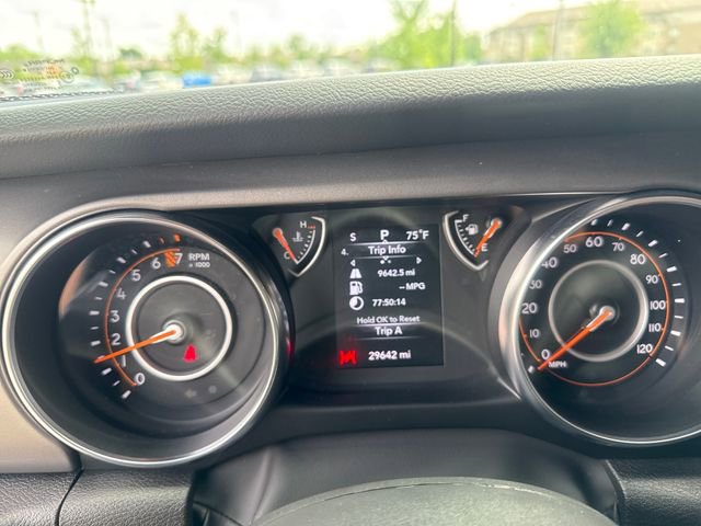 Used 2022 Jeep Wrangler Unlimited Sport AWD/4WD image 12