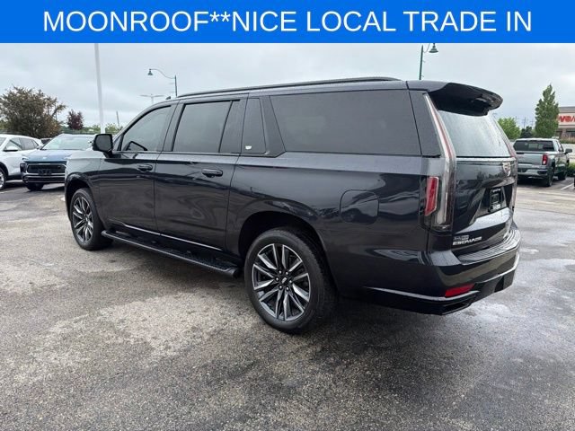 Used 2023 Cadillac Escalade ESV Sport AWD/4WD image 10