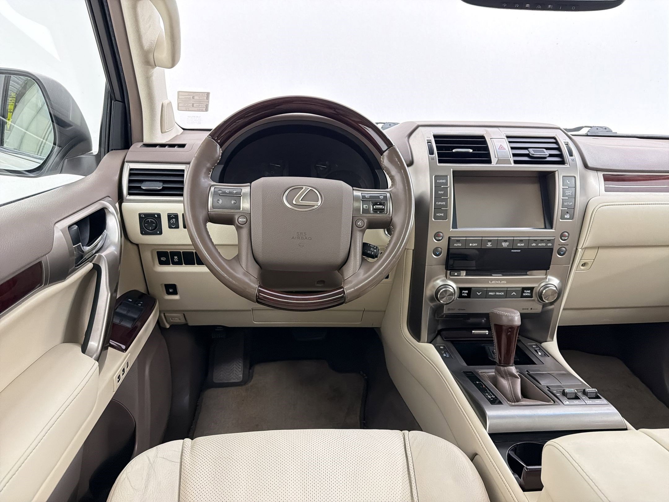 Used 2018 Lexus GX 460 Premium image 27