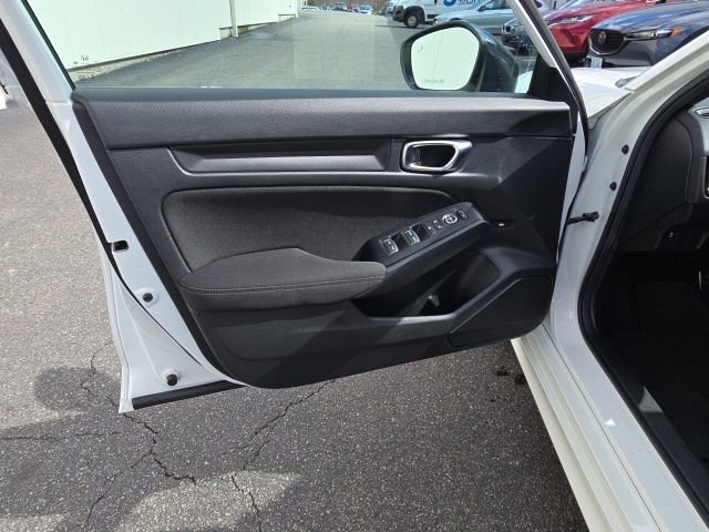 Used 2025 Honda Civic Sport image 18