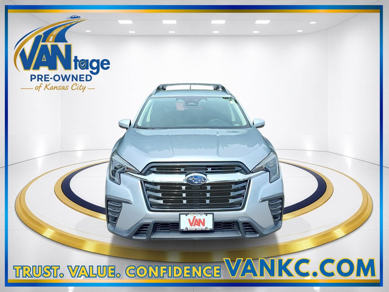 Used 2023 Subaru Ascent Premium w/ Convenience Package AWD/4WD image 2