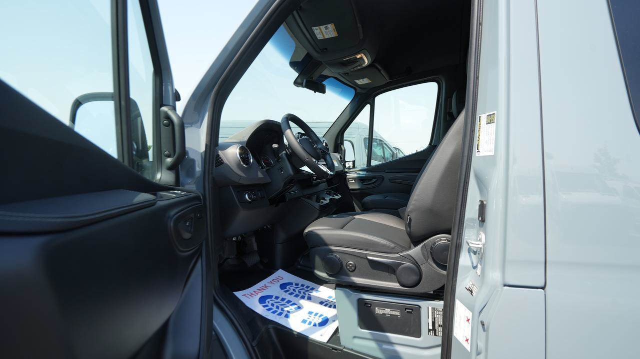 New 2026 Mercedes-Benz Sprinter 2500 image 19