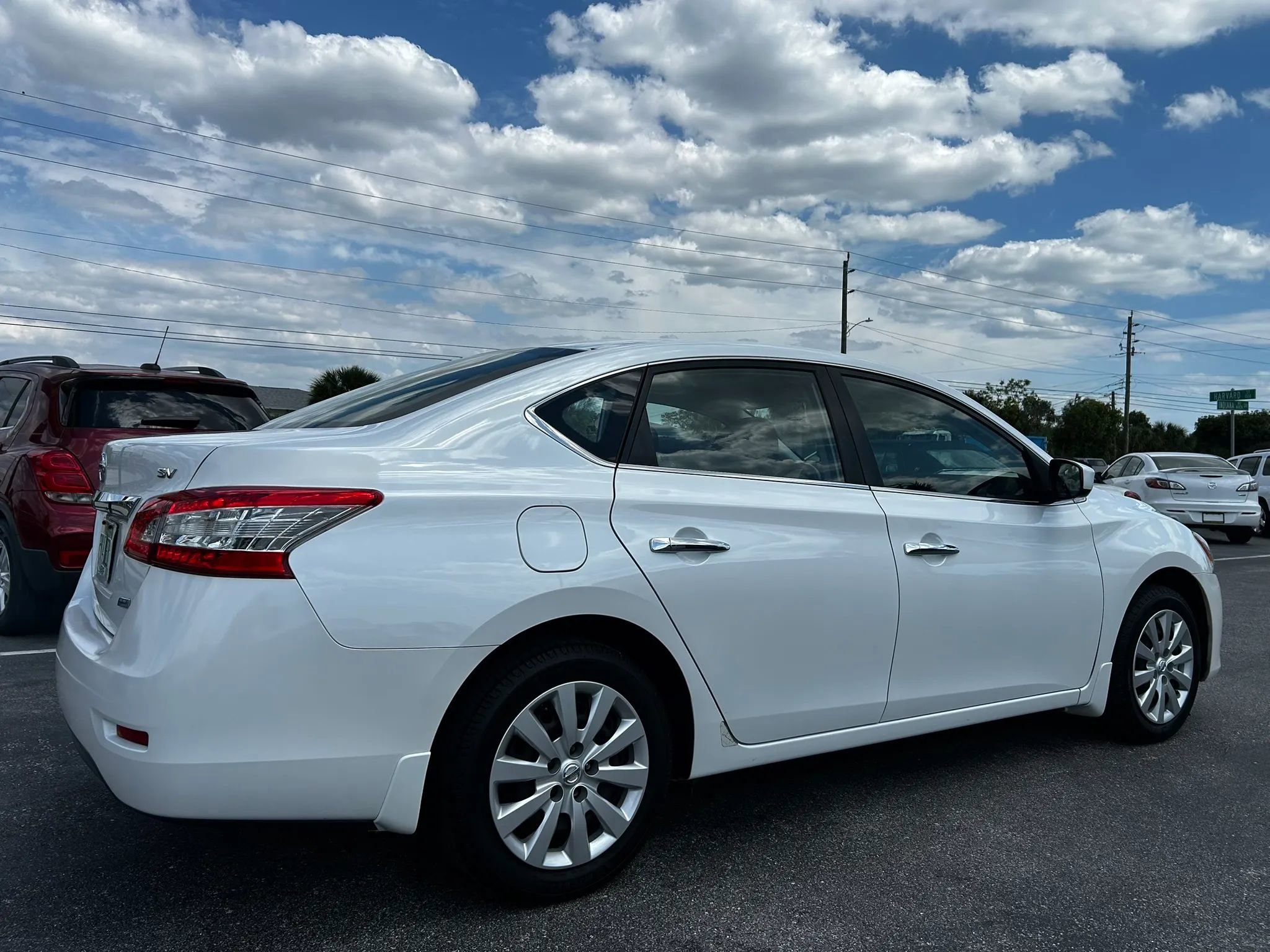 Used 2014 Nissan Sentra SV FWD image 9