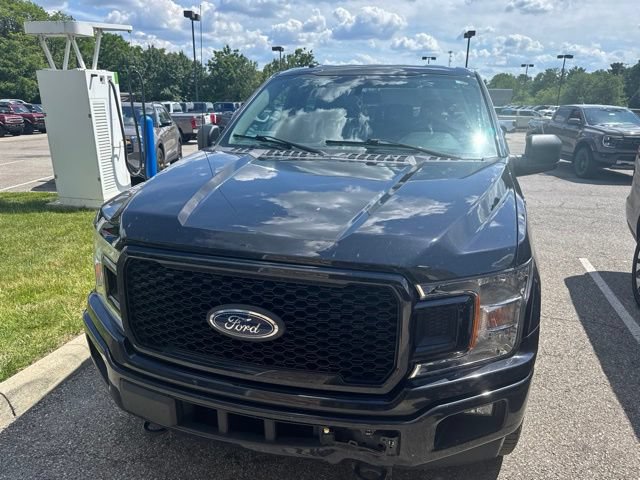 Used 2019 Ford F150 XL w/ Equipment Group 101A Mid AWD/4WD image 3