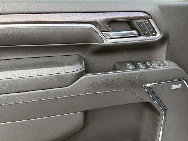 Used 2024 Chevrolet Silverado 2500 LTZ w/ LTZ Convenience Package image 19