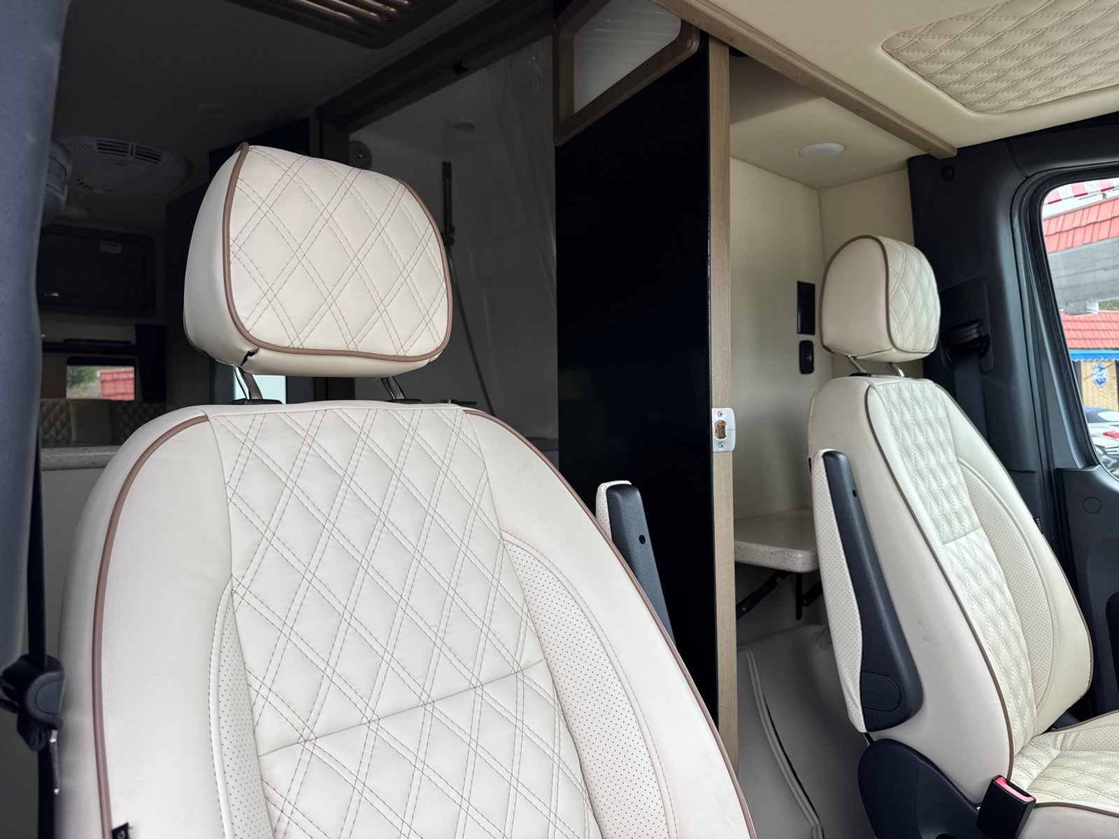 Used 2019 Mercedes-Benz Sprinter 170 image 9