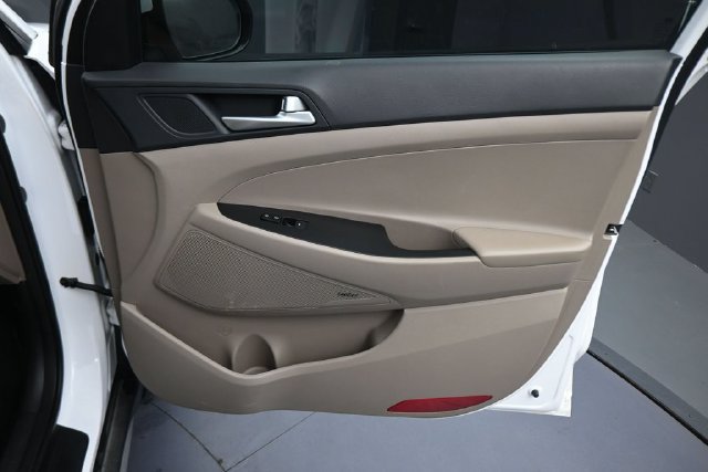 Used 2021 Hyundai Tucson Sport FWD image 21