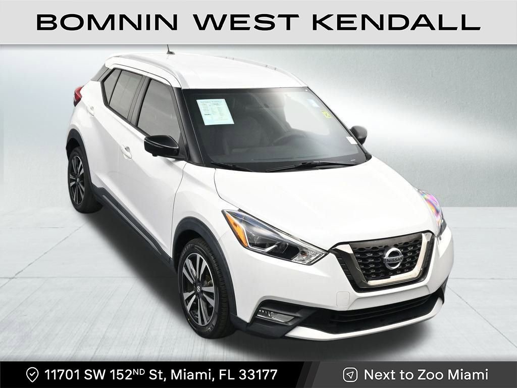 Used 2019 Nissan Kicks SR w/ SR Premium Package image 18