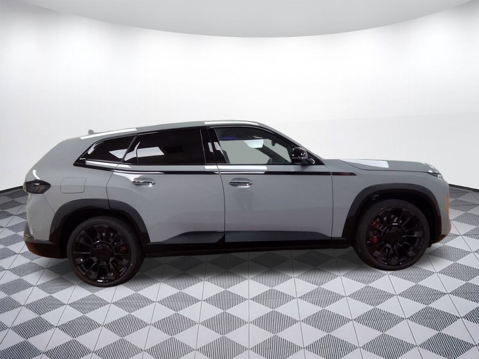 Used 2026 BMW XM Label Red image 7