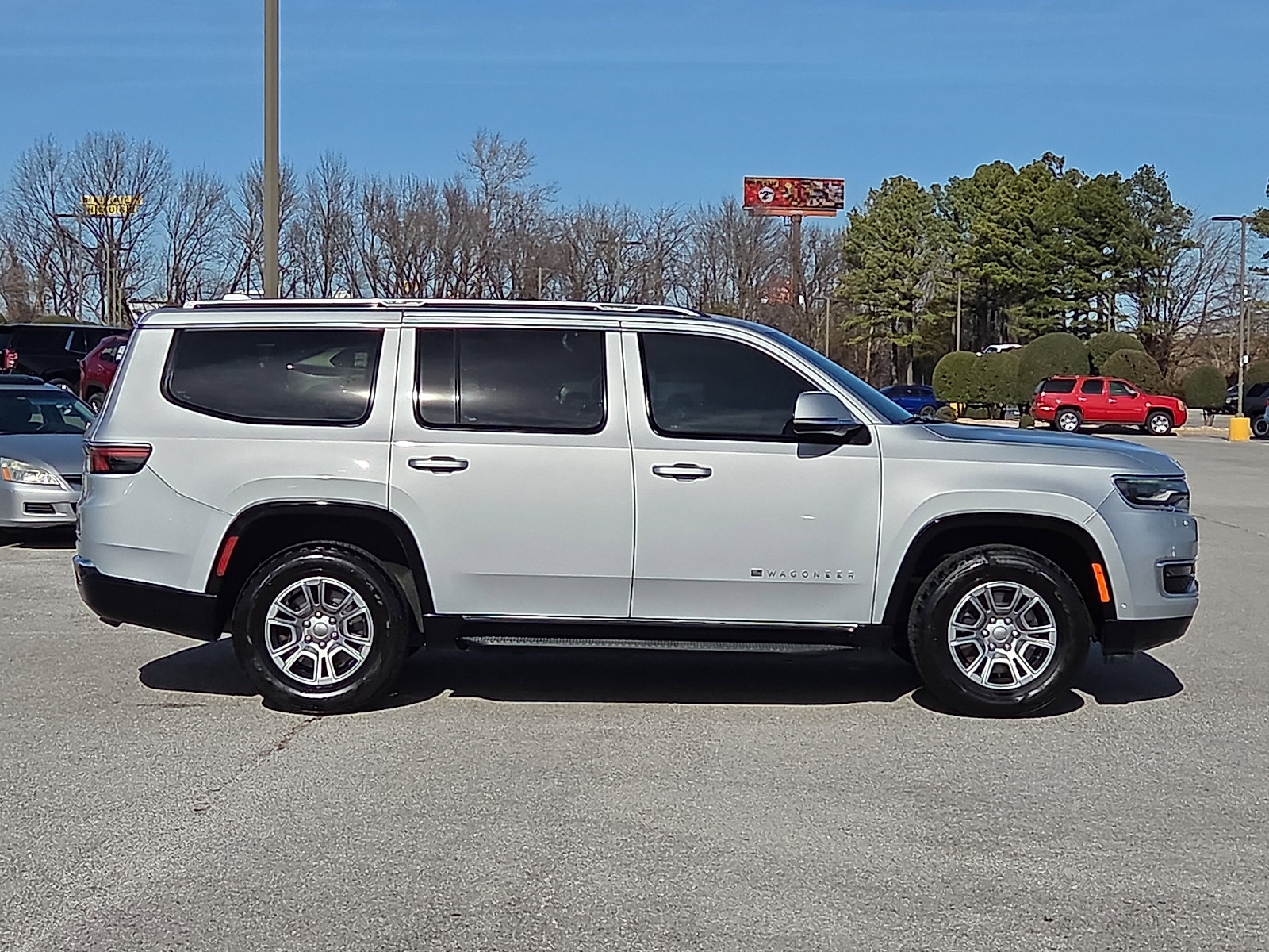 Used 2022 Jeep Wagoneer Series I image 6
