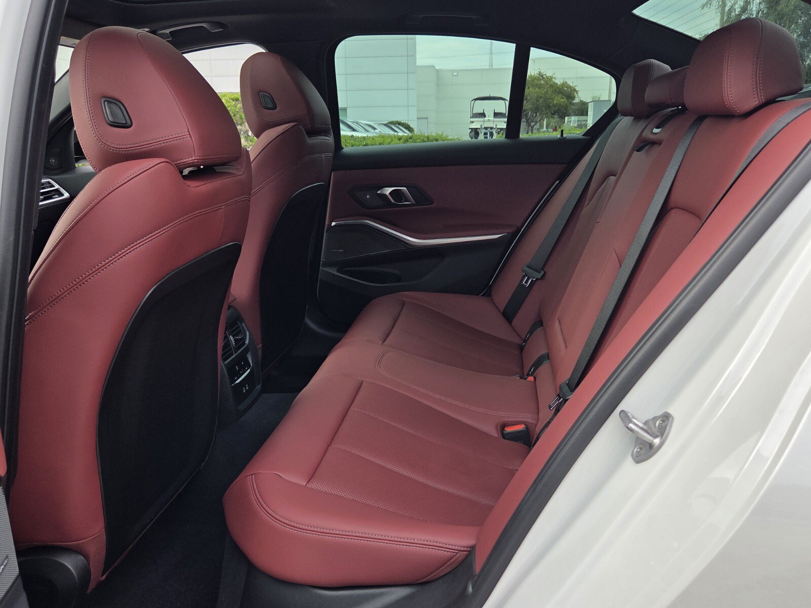 New 2026 BMW 330i Sedan w/ M Sport Package RWD image 11