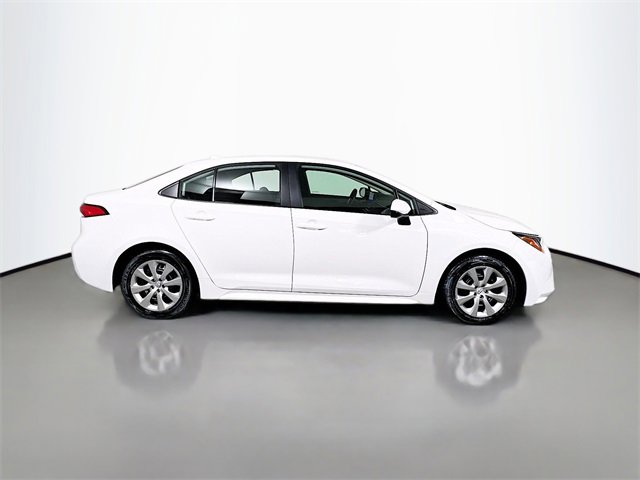 New 2025 Toyota Corolla LE image 2