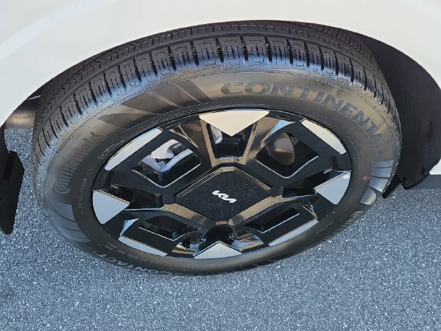 New 2026 Kia Carnival EX FWD image 7