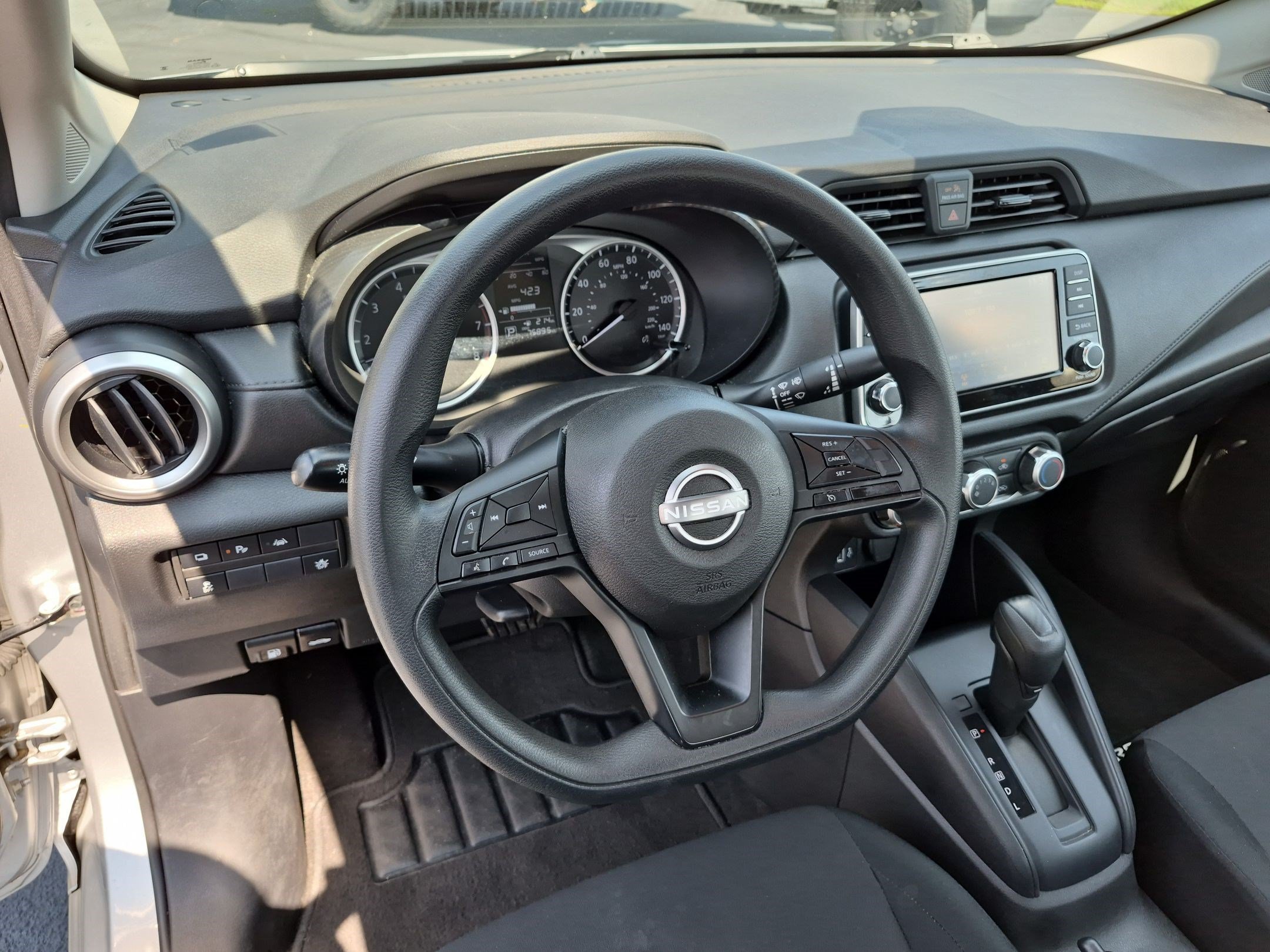 Used 2023 Nissan Versa S w/ S Plus Package FWD image 16
