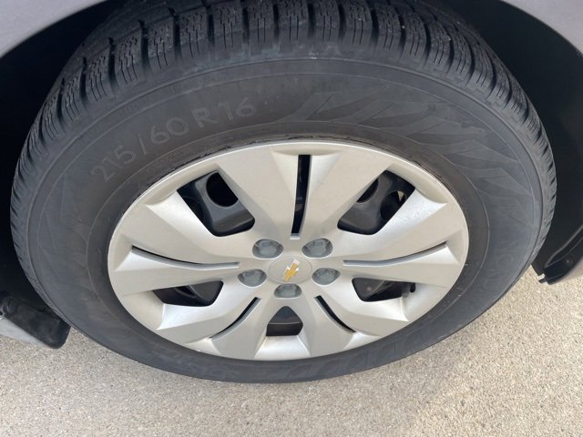 Used 2014 Chevrolet Cruze LS image 16