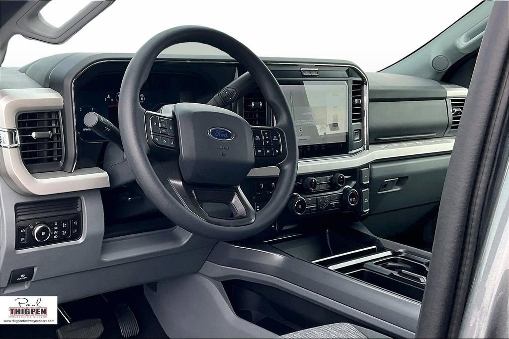New 2026 Ford F350 XLT w/ XLT Premium Package AWD/4WD image 6