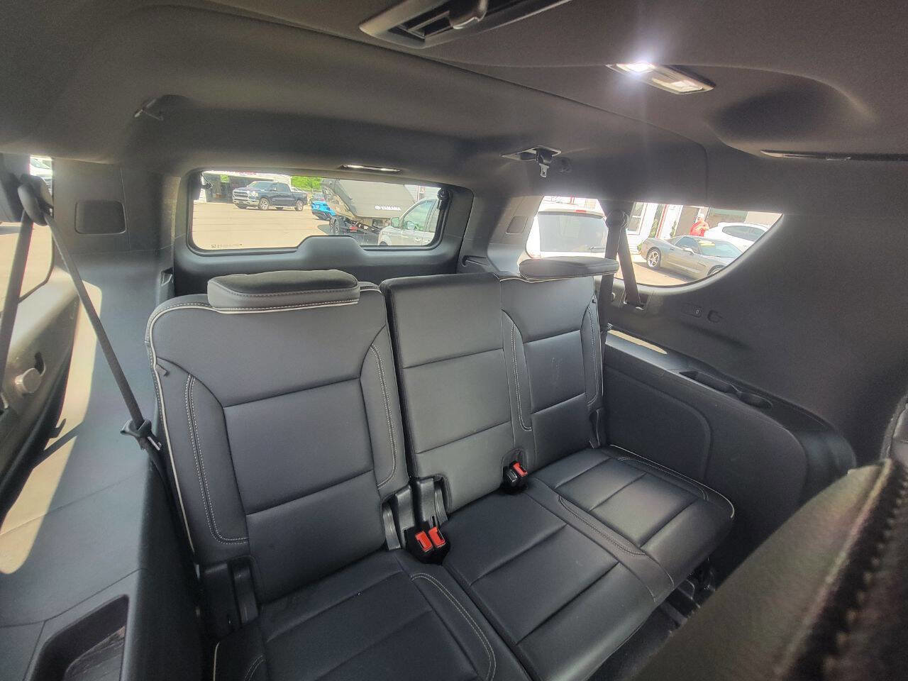 Used 2022 GMC Yukon XL SLT image 26