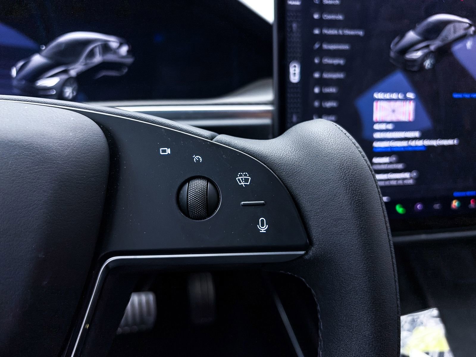 Used 2022 Tesla Model S Plaid image 29