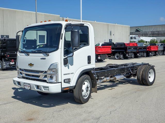 New 2025 Chevrolet Low Cab Forward 5500XG image 6