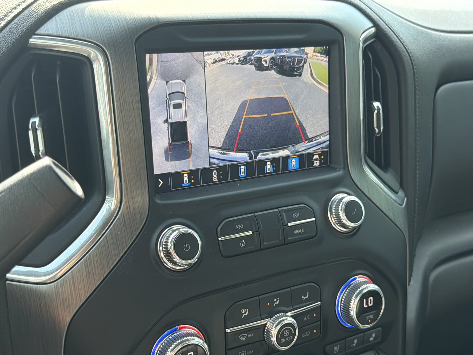 Used 2021 GMC Sierra 1500 Denali w/ Denali Ultimate Package AWD/4WD image 25