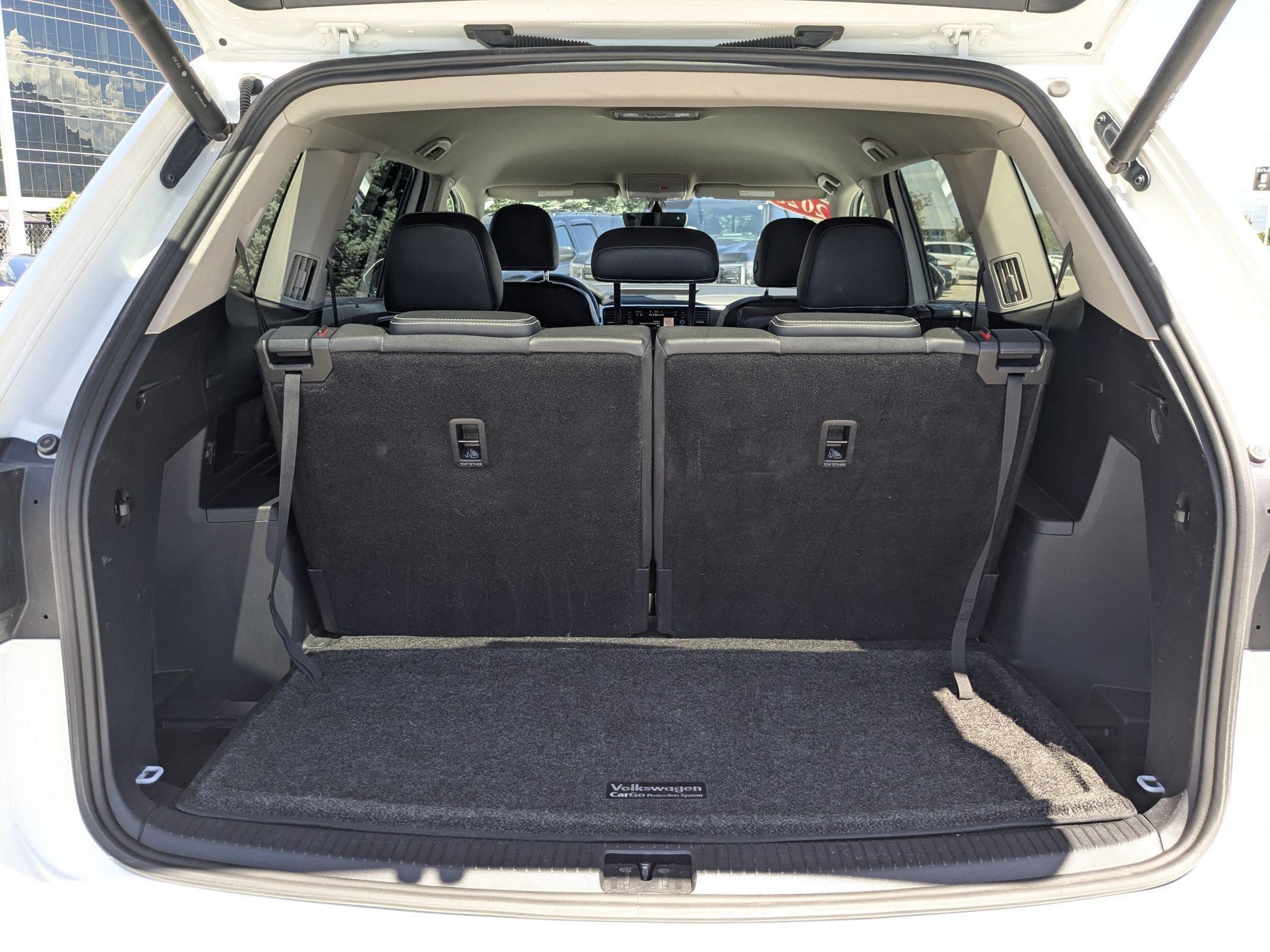 Used 2023 Volkswagen Atlas SE AWD/4WD image 32