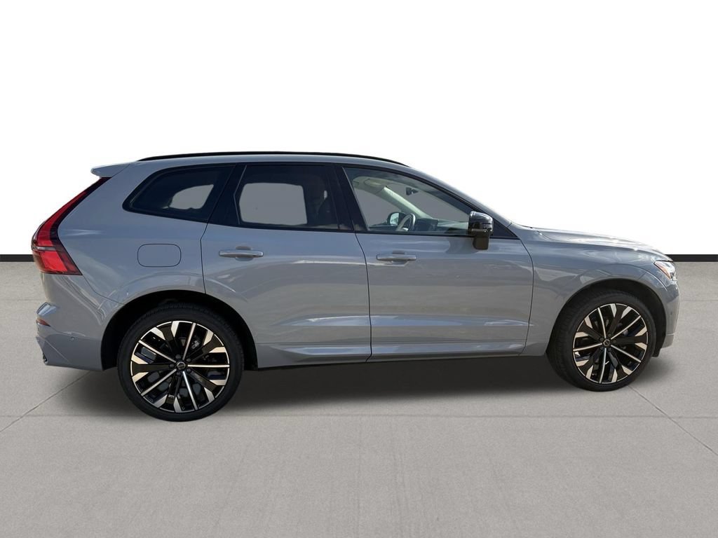Used 2026 Volvo XC60 B5 Ultra AWD/4WD image 6