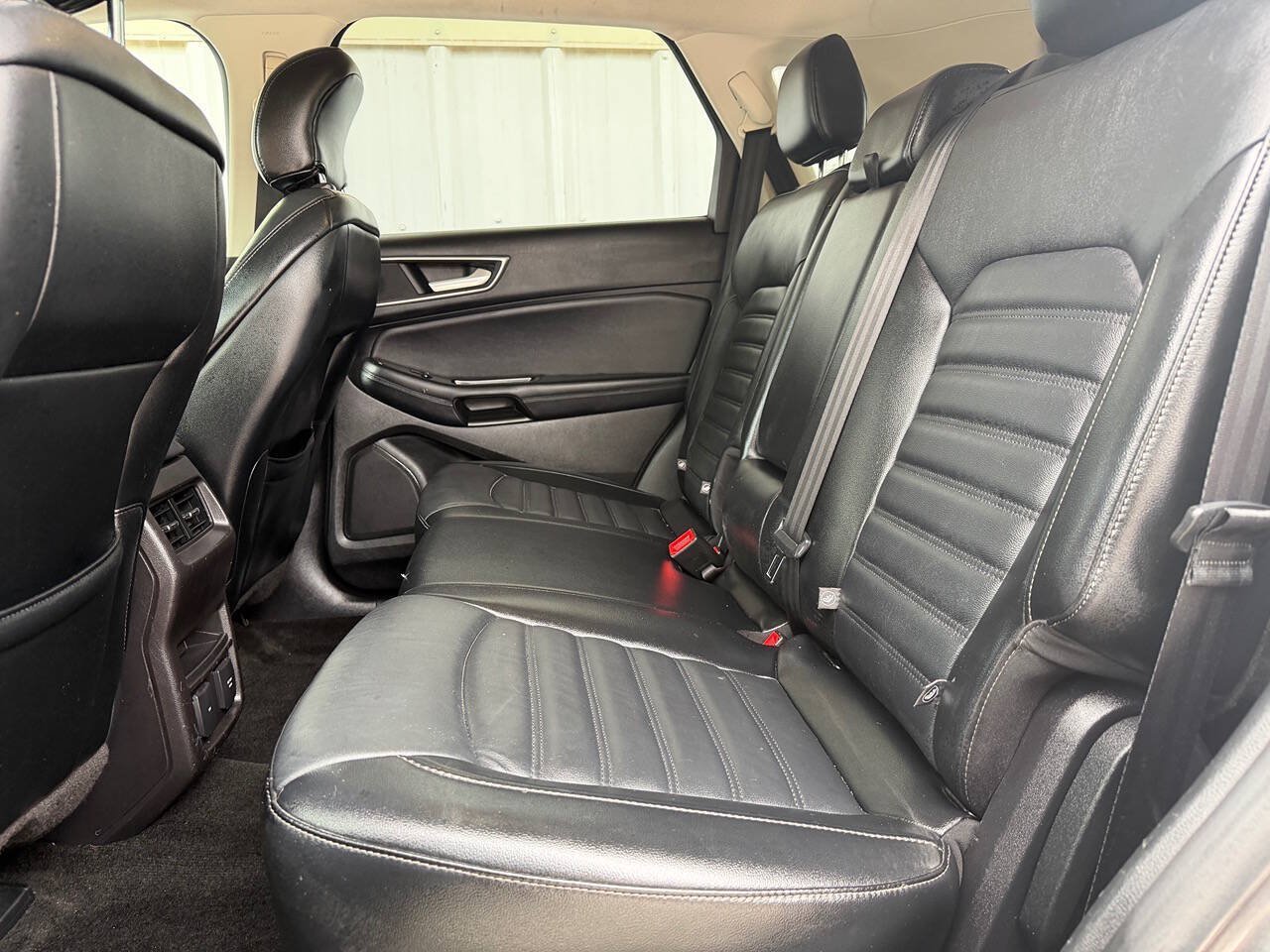 Used 2015 Ford Edge SEL w/ Equipment Group 201A FWD image 29