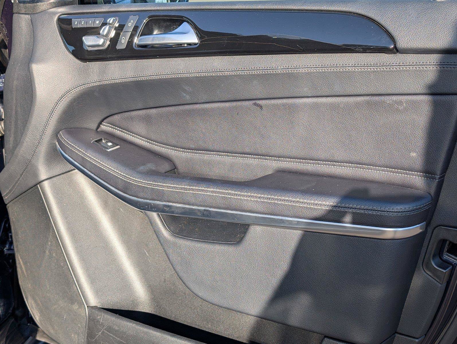 Used 2017 Mercedes-Benz GLS 550 4MATIC image 43