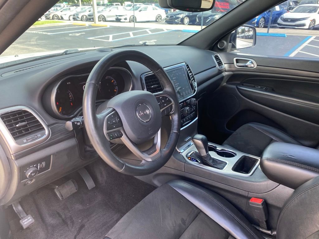 Used 2019 Jeep Grand Cherokee Altitude RWD image 14