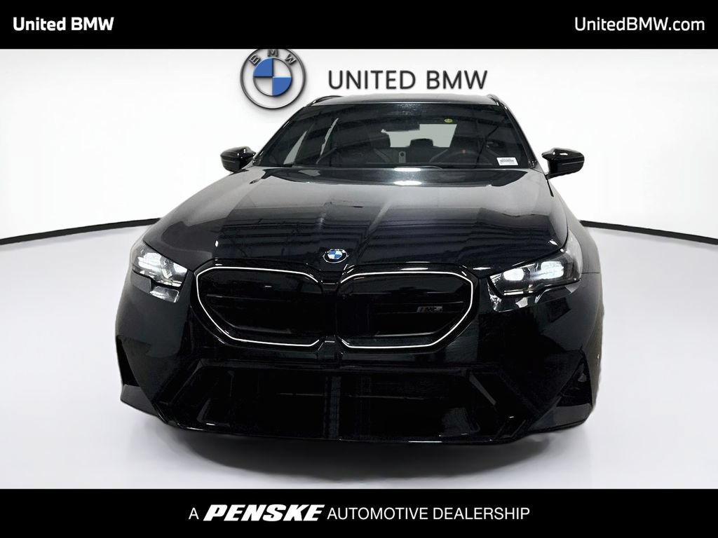 New 2027 BMW M5 Touring AWD/4WD image 2