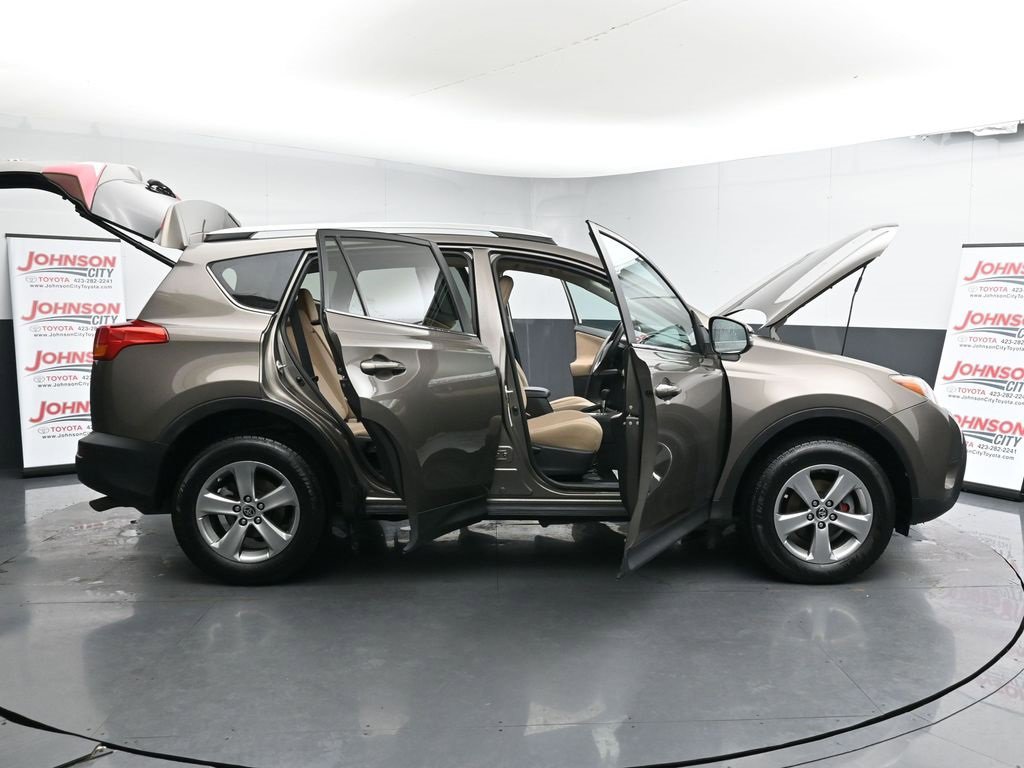Used 2015 Toyota RAV4 XLE image 44