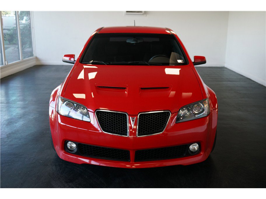 Used 2009 Pontiac G8 GT w/ Premium Package image 2