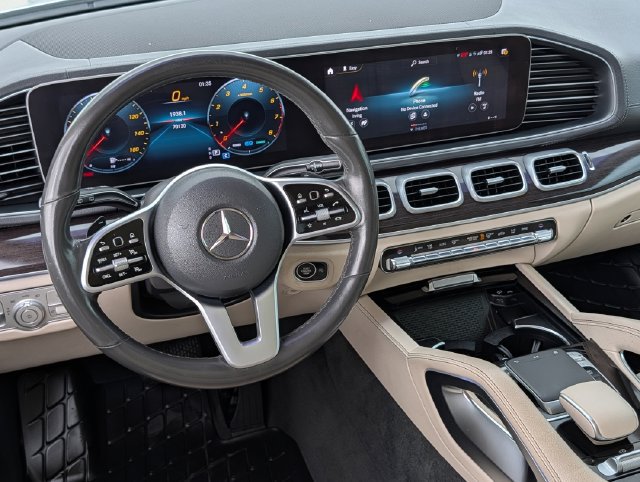 Used 2020 Mercedes-Benz GLS 450 4MATIC image 10