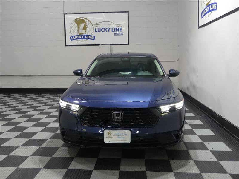 Used 2024 Honda Accord EX image 2