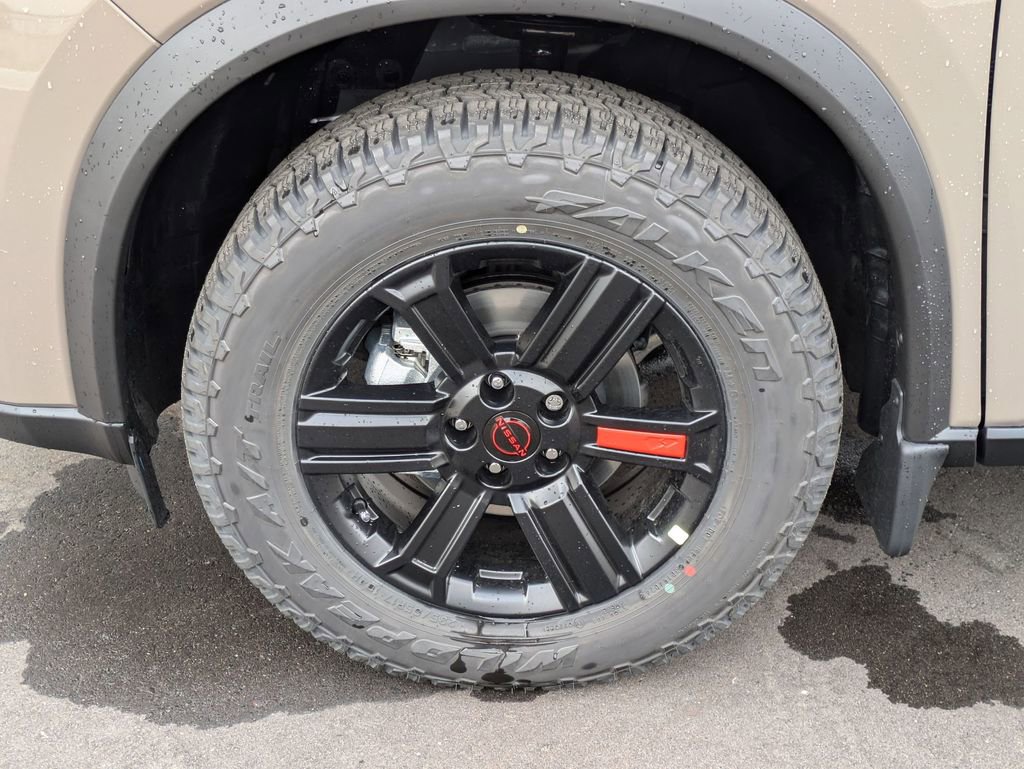 Certified 2025 Nissan Rogue SV AWD/4WD image 10