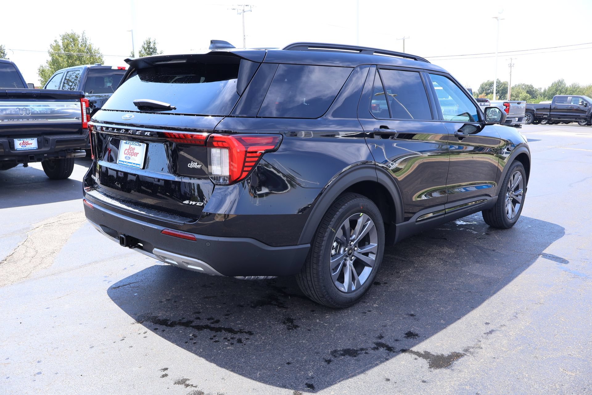 New 2026 Ford Explorer Active w/ Active Comfort Package AWD/4WD image 23