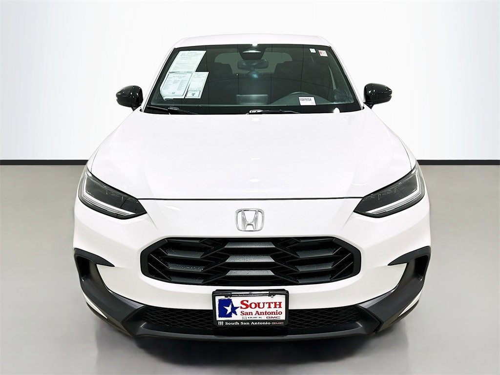 Used 2024 Honda HR-V Sport image 2