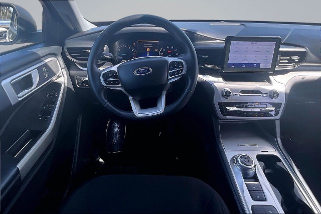 Used 2022 Ford Explorer XLT RWD image 5