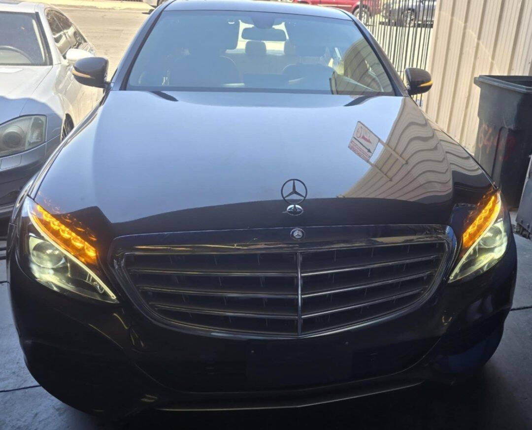 Used 2015 Mercedes-Benz C 300 4MATIC Sedan image 34