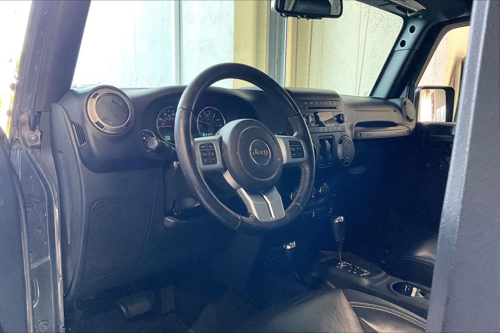 Used 2017 Jeep Wrangler Sport AWD/4WD image 4