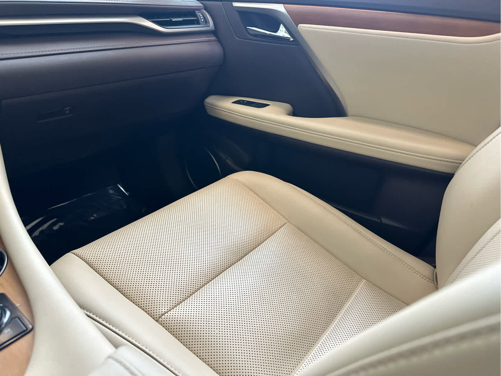 Used 2020 Lexus RX 350 AWD w/ Premium Package image 22