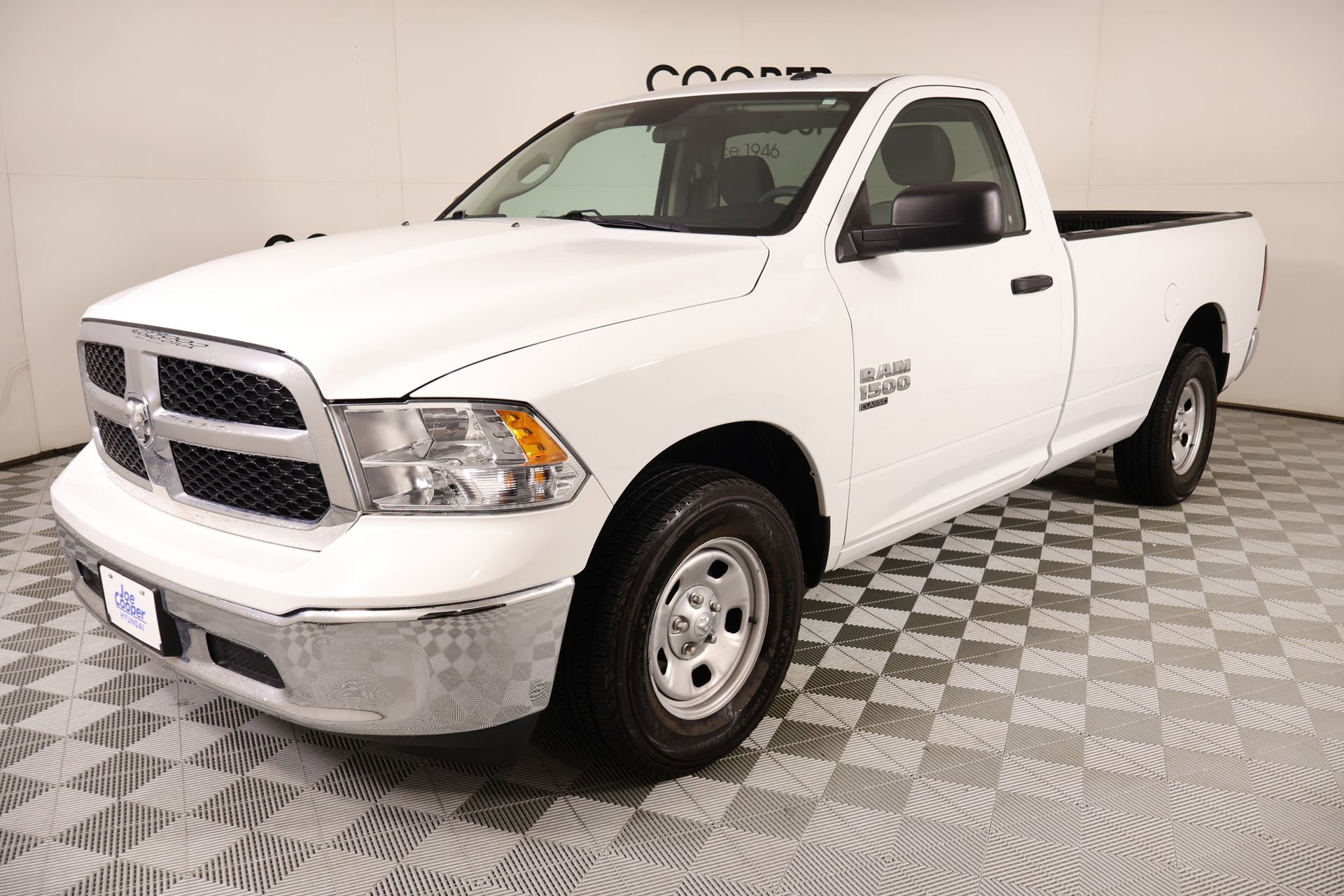 Used 2022 RAM 1500 Tradesman w/ Power & Remote Entry Group image 9