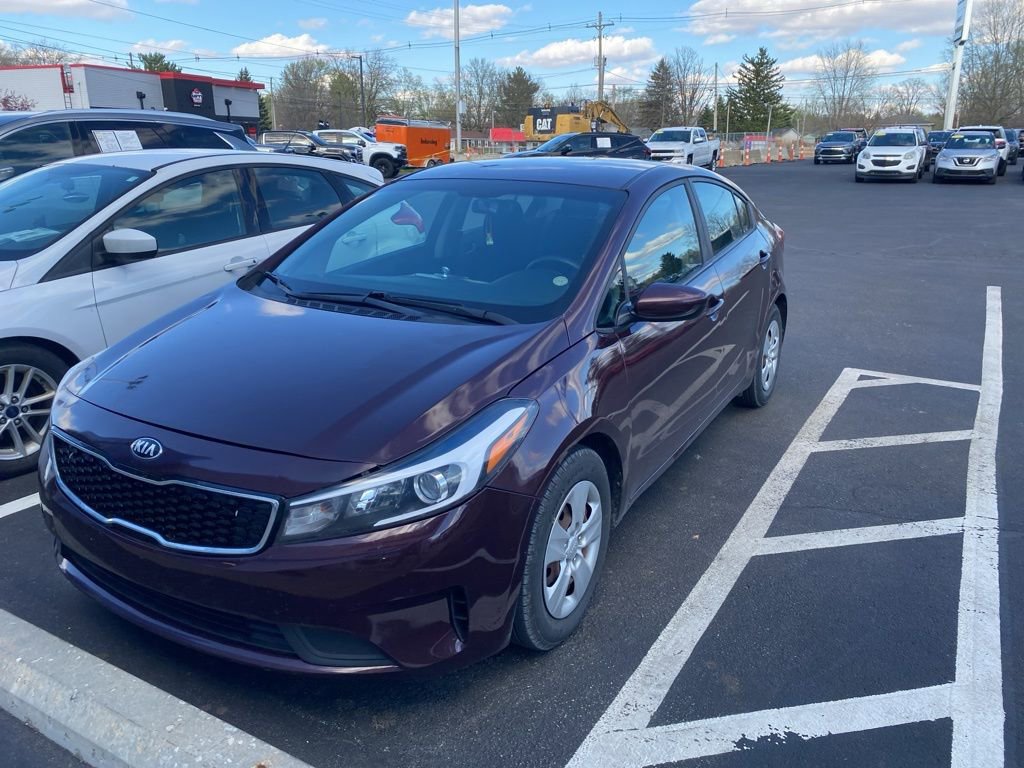 Used 2018 Kia Forte LX image 1