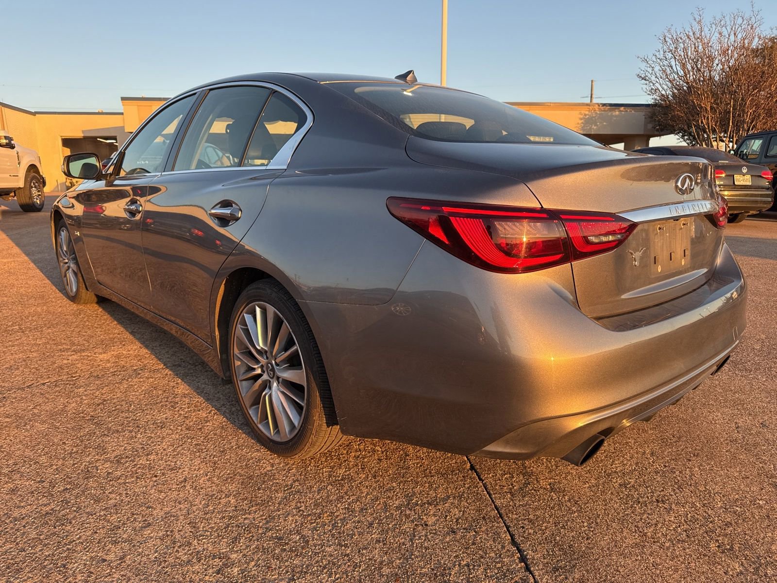 Used 2018 INFINITI Q50 Luxe image 5