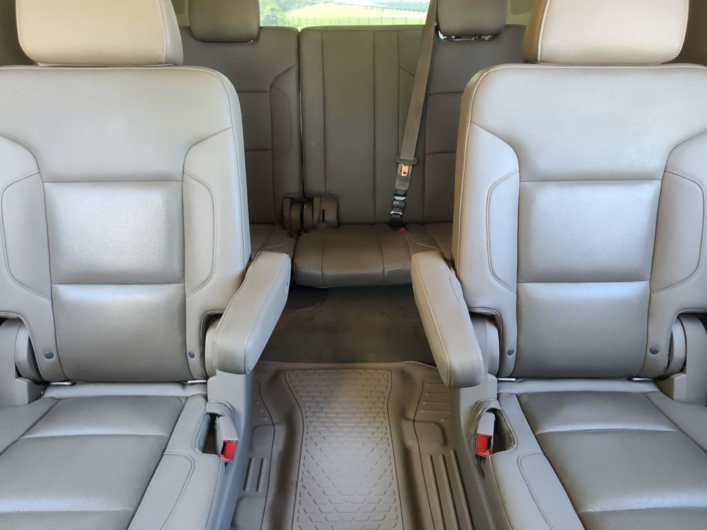 Used 2016 GMC Yukon XL SLT w/ Premium Edition image 31