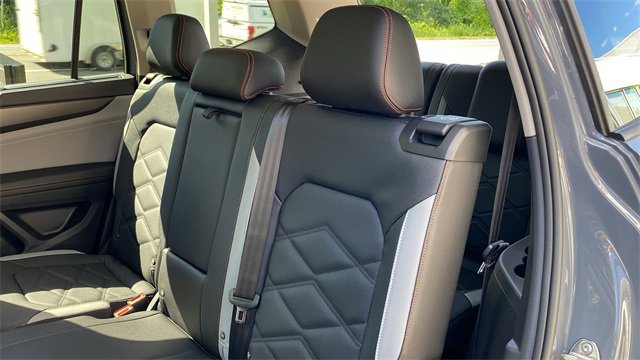 New 2026 Volkswagen Atlas Peak Edition image 21